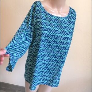 Pink owl apparel Blue Abstract tunic top